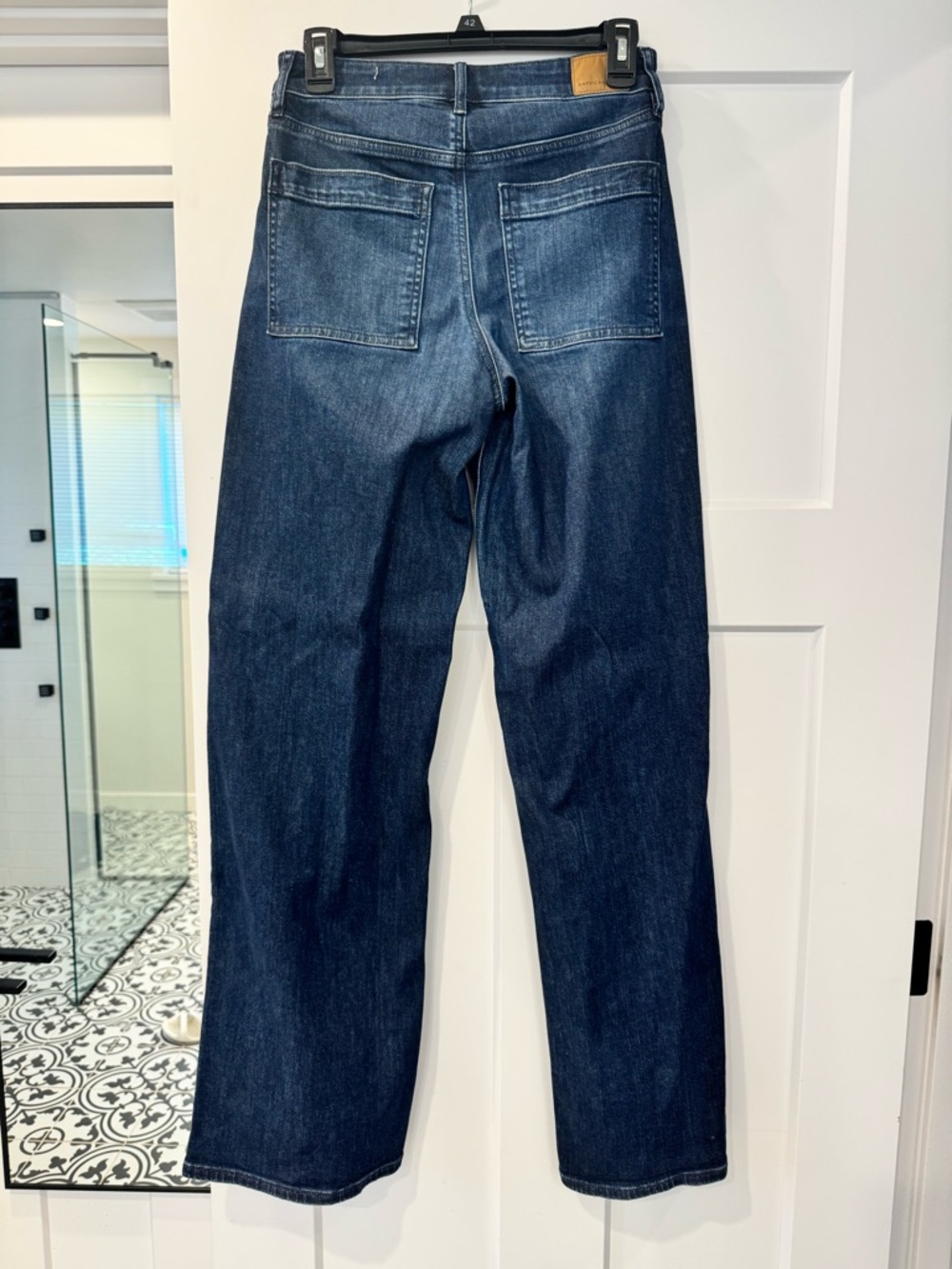 American Eagle Super High Rise Baggy Wide Leg Trouser Jeans - Picture 3 of 3